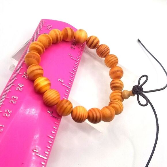 SACRED SANDALWOOD adjustable BRACELET.  - Picture 2 of 4